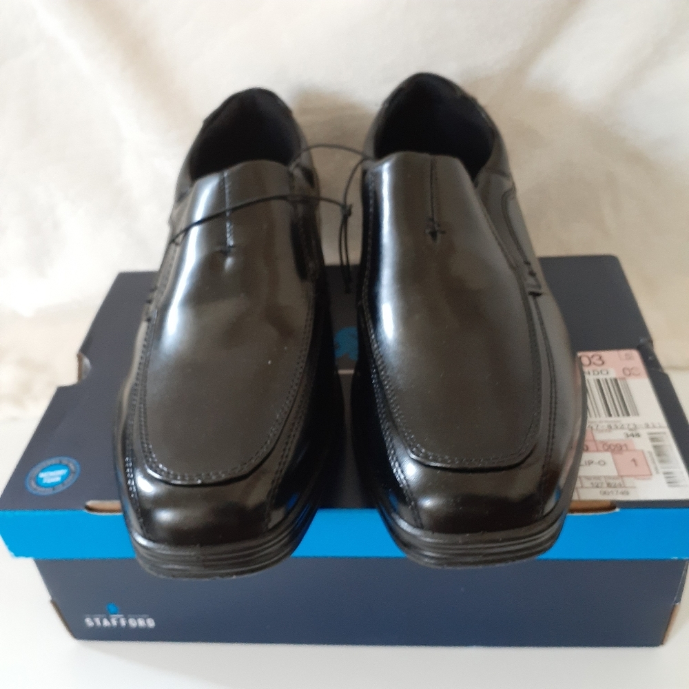 Stafford  Buck  Black  shoes  Size  6M